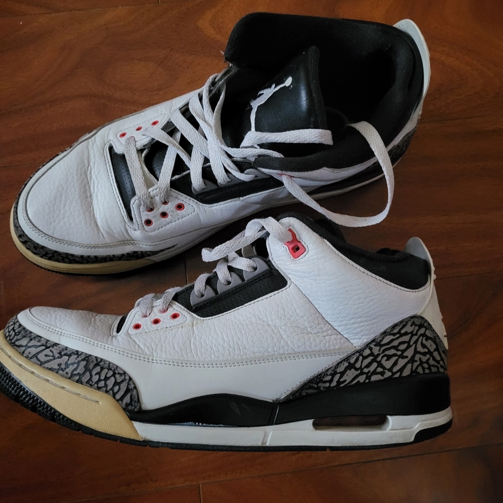 Michael Jordan shoes - Picture 4 of 8